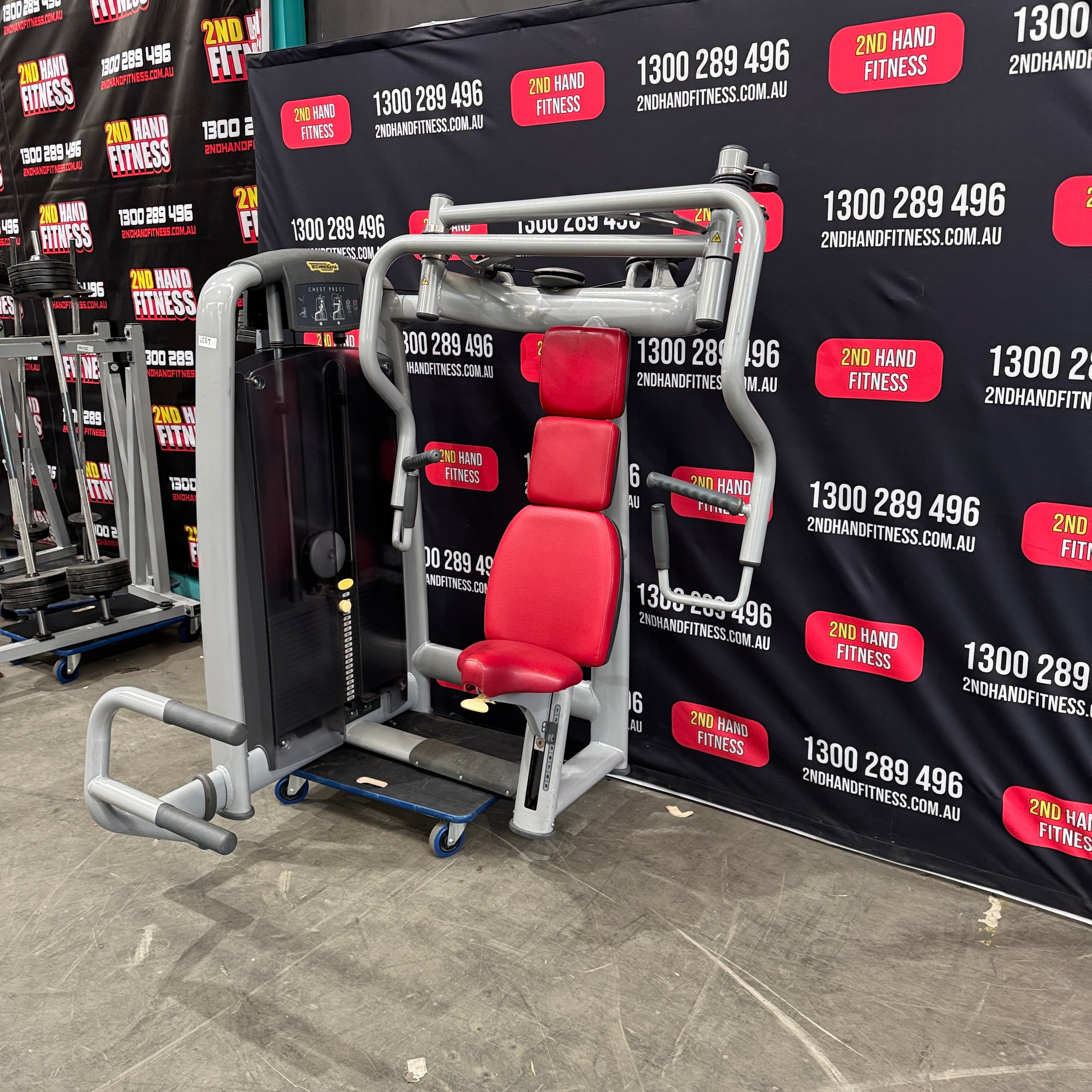 Technogym Selection Chest Press - Silver Frame, Red Upholstery