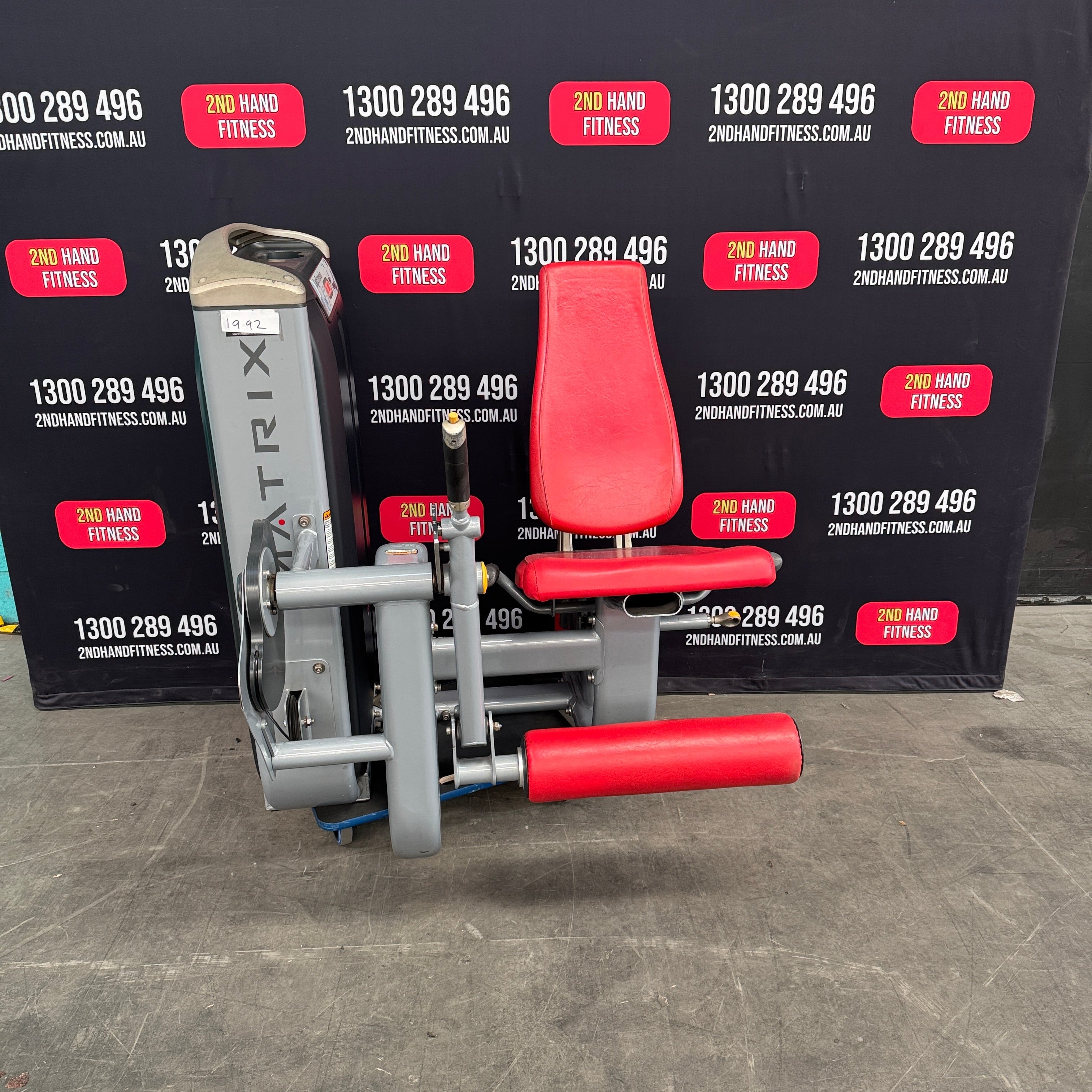Matrix Ultra Seated Leg Extension