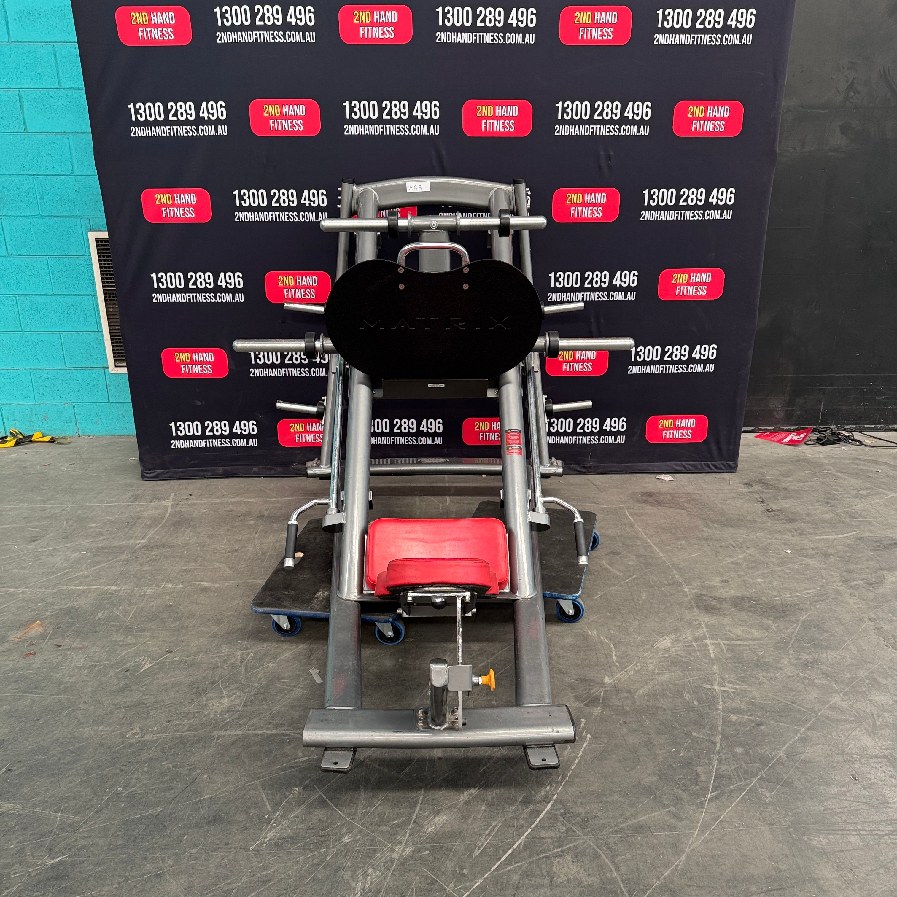 Matrix 45 degree leg press