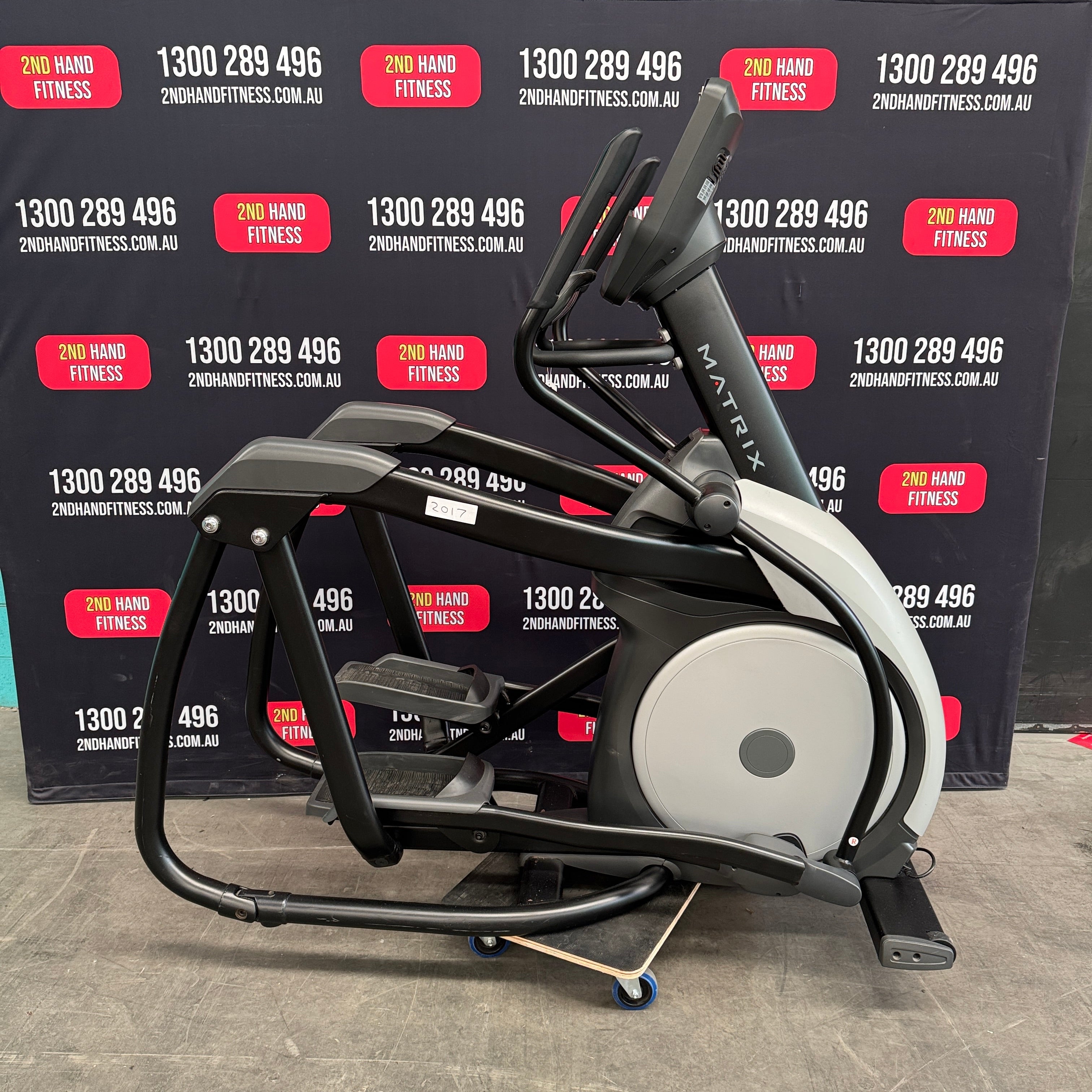 Matrix E-7xe Elliptical