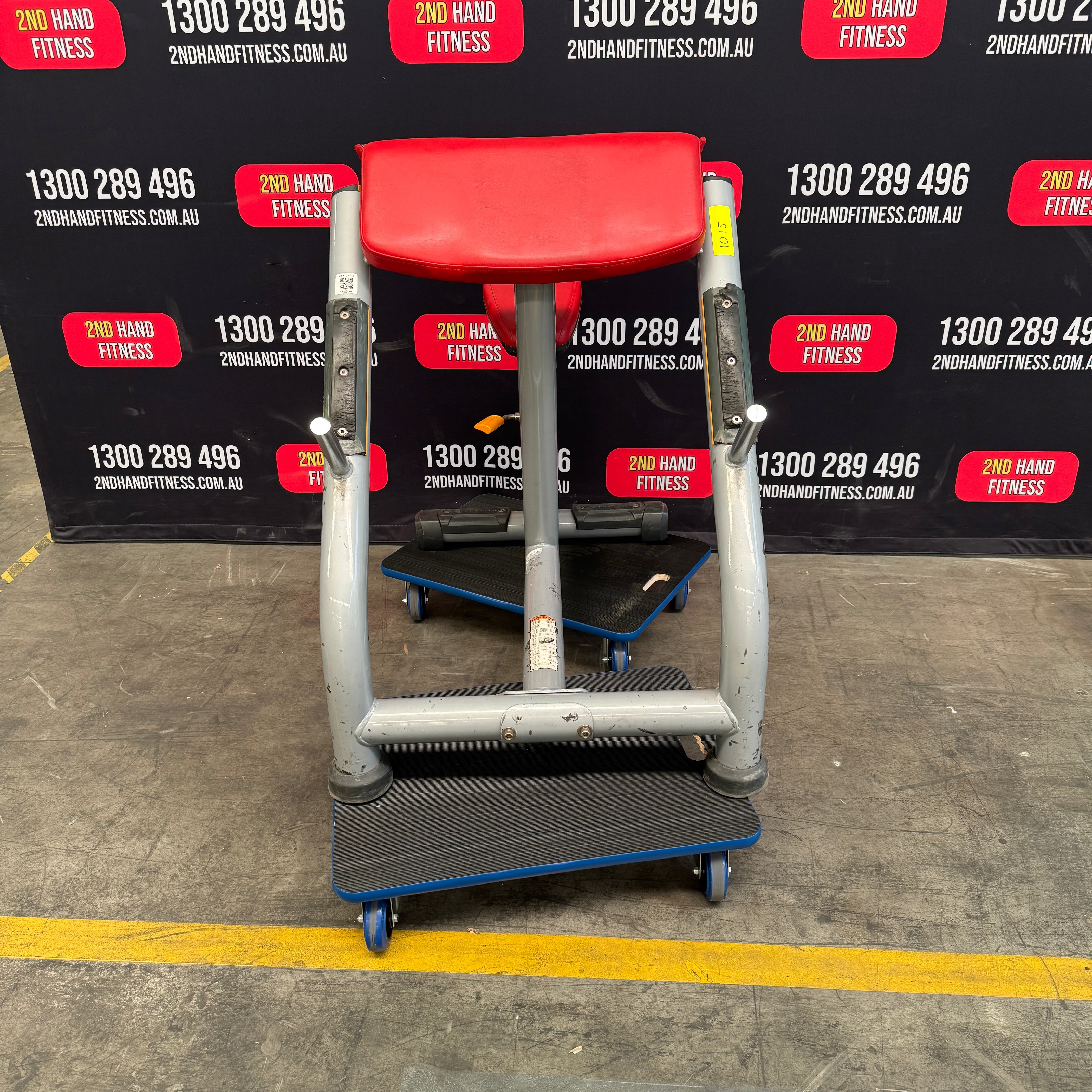 Matrix Magnum Preacher Curl Bench