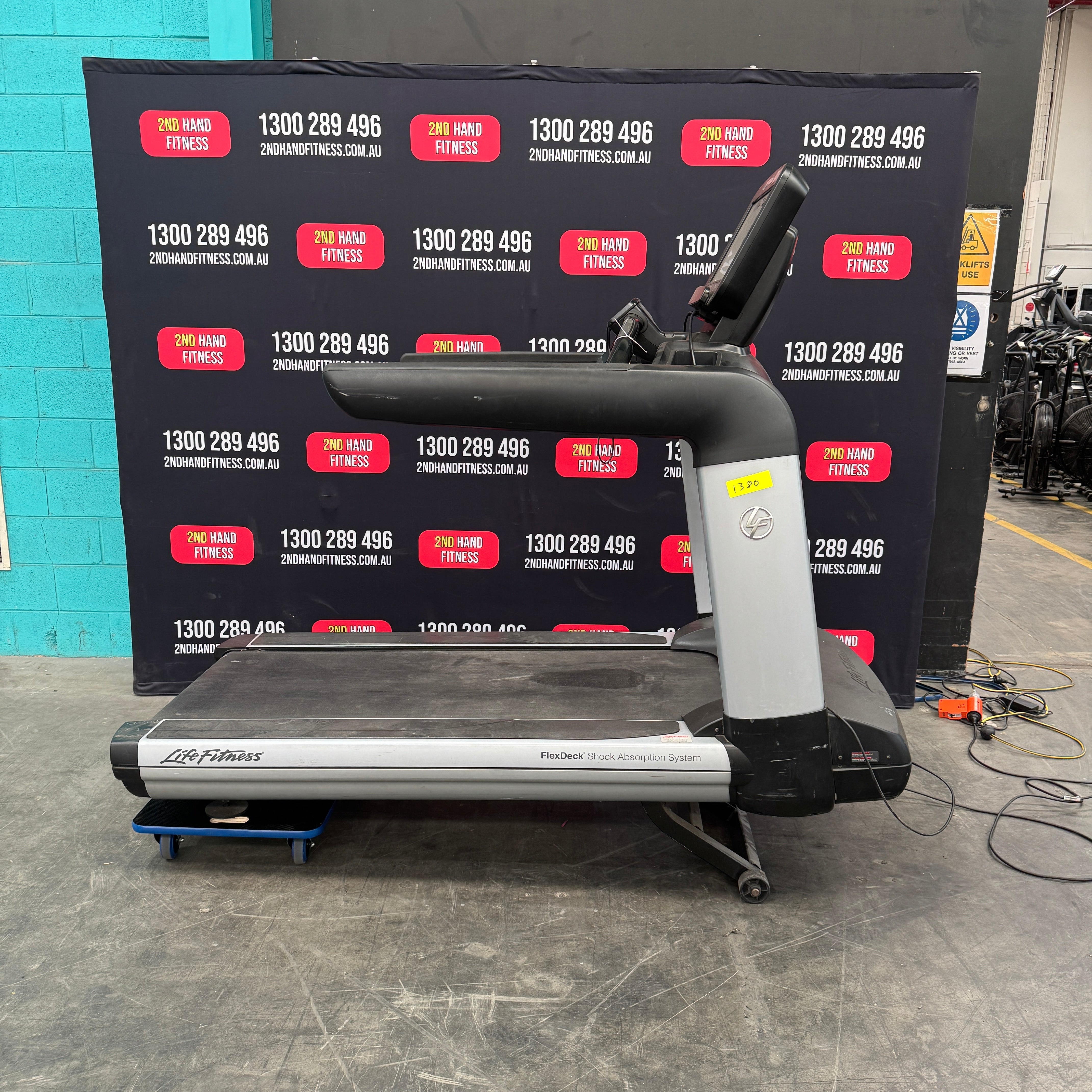 Life Fitness 95T SE Treadmill