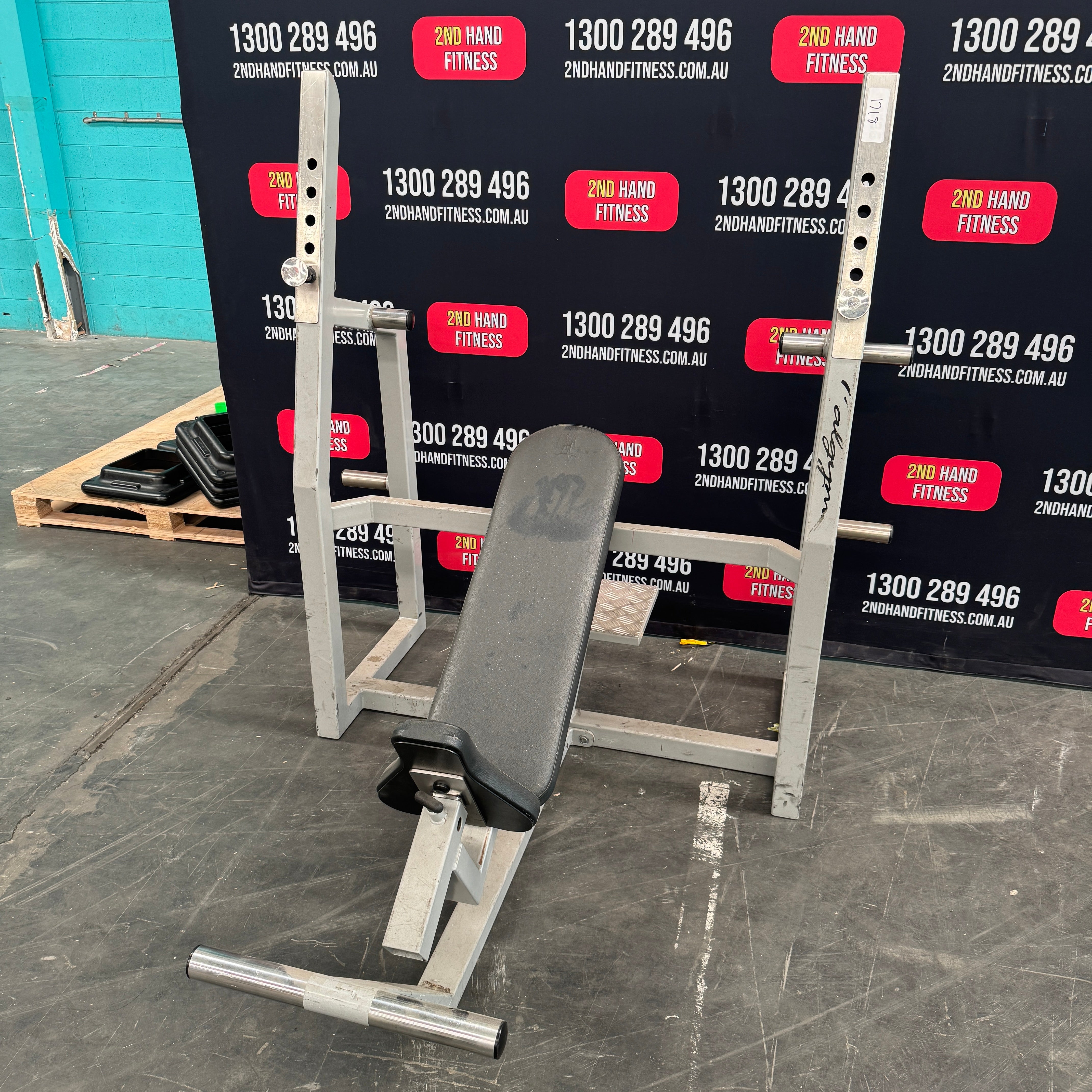 Synergy Olympic Incline Bench