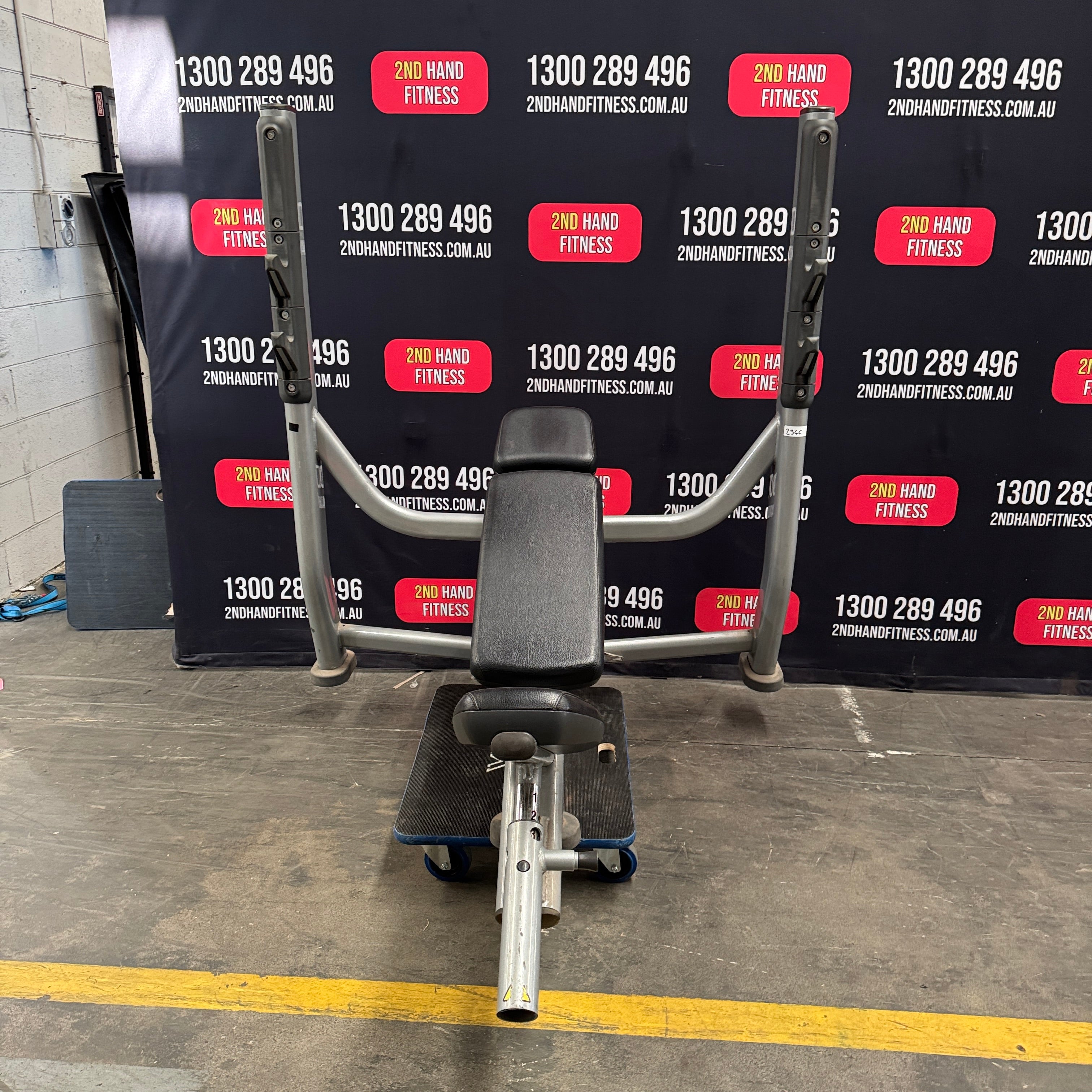 Life Fitness Incline Olympic Bench