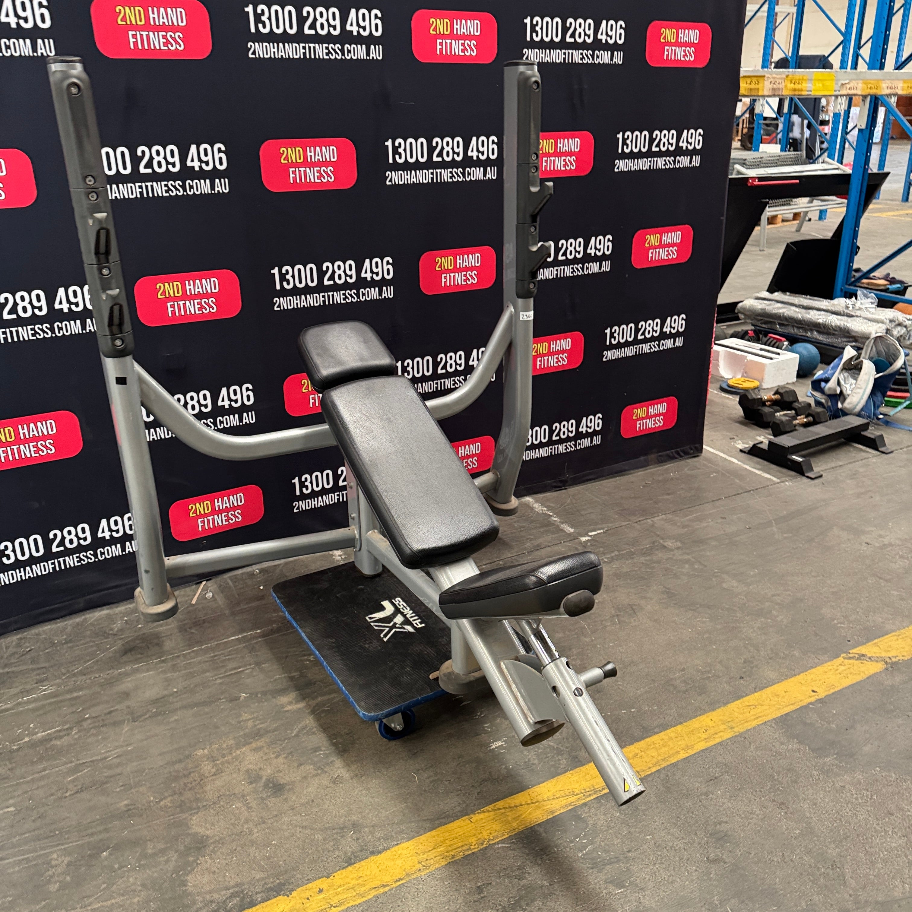Life Fitness Incline Olympic Bench