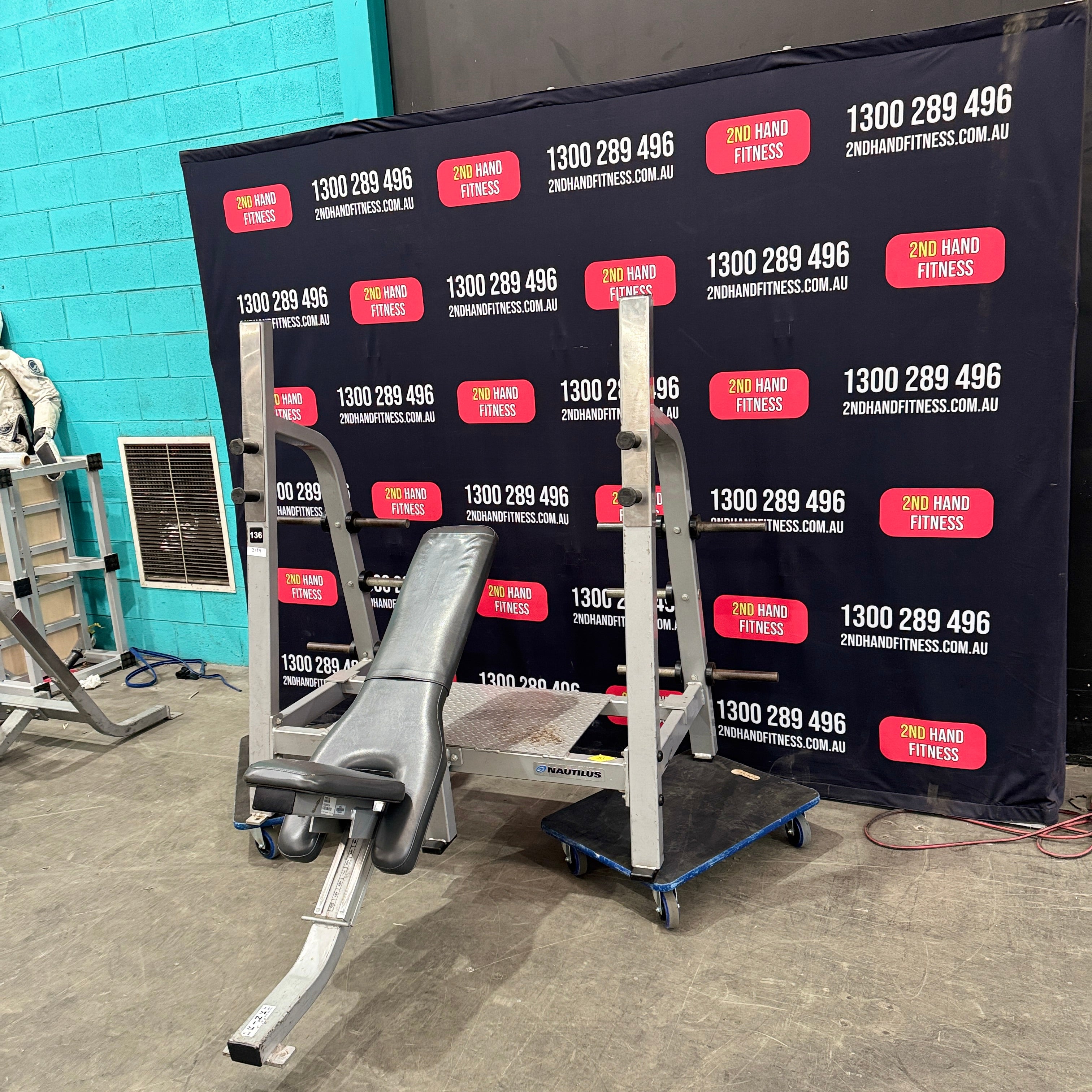 Nautilus Incline Olympic Bench