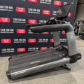 Life Fitness 95T SE3HD TREADMILL