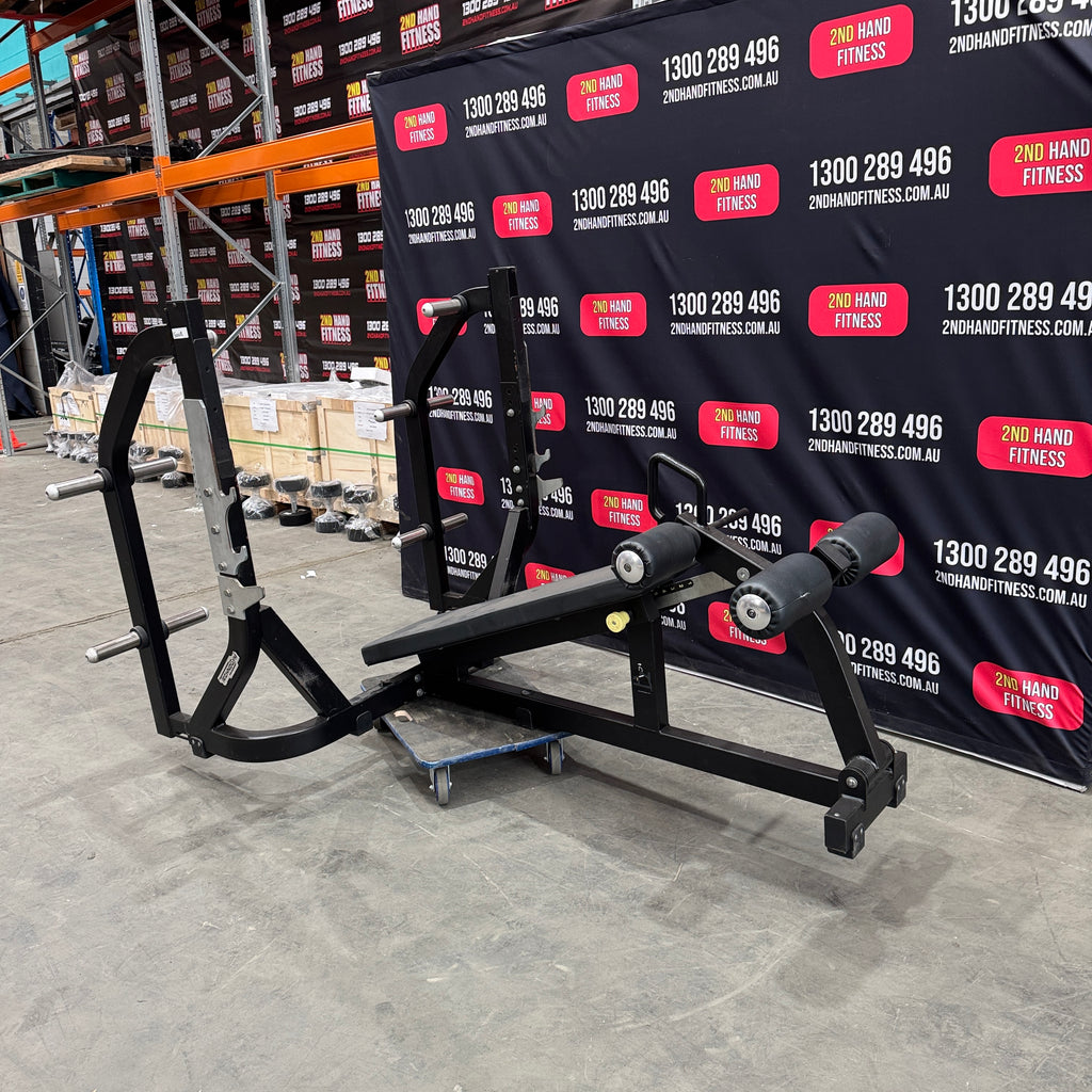 Technogym Pure Strength Olympic Decline Bench