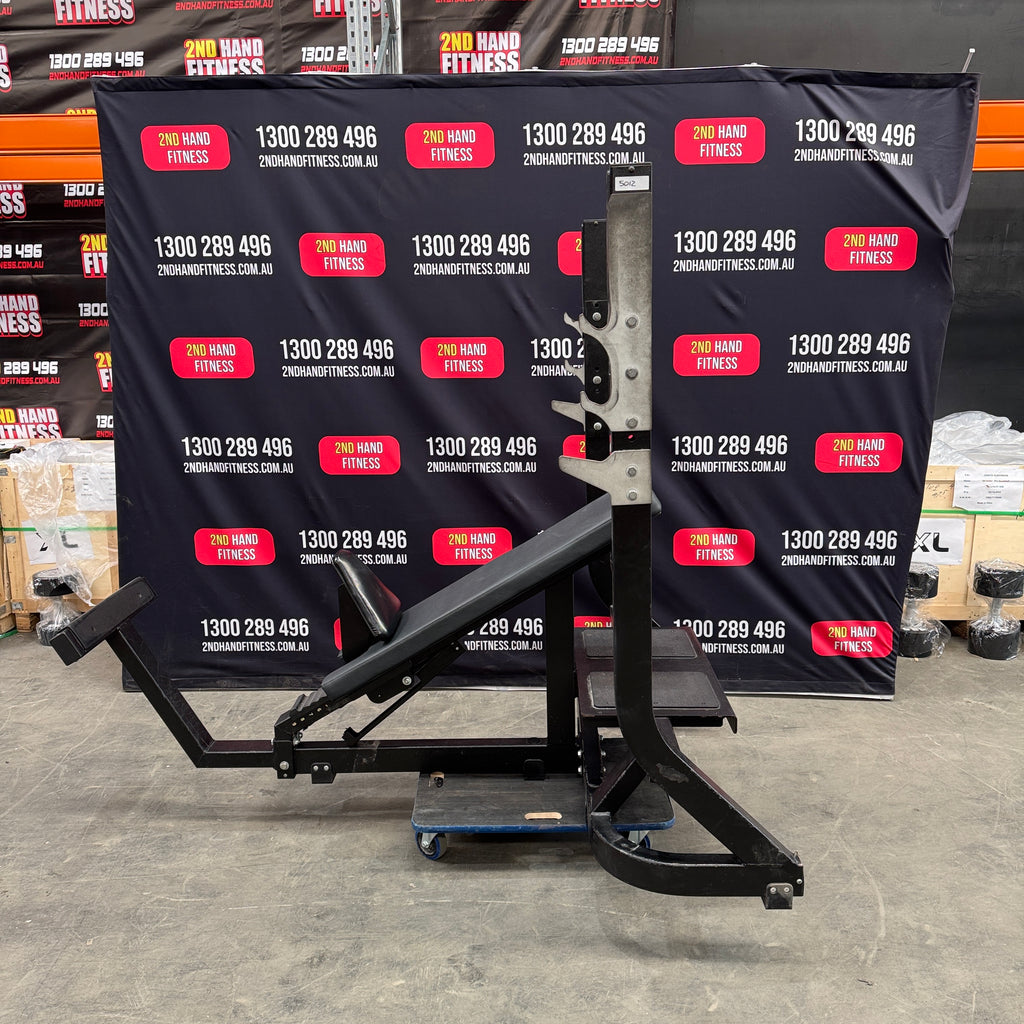 Technogym Pure Strength Olympic Incline Bench