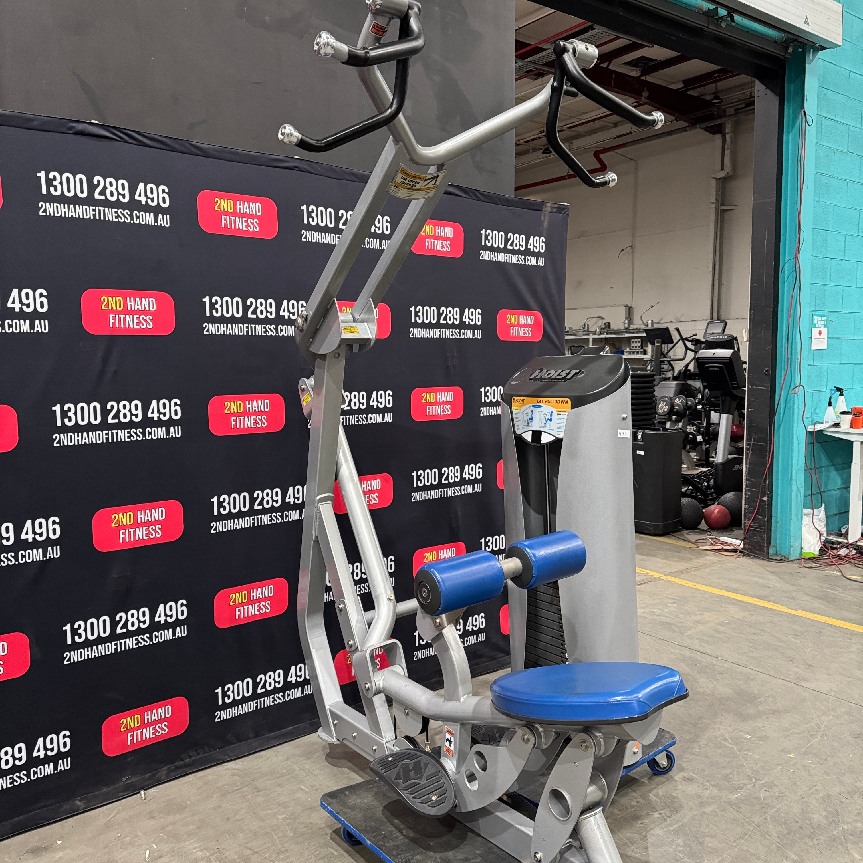 Hoist Lat Pulldown