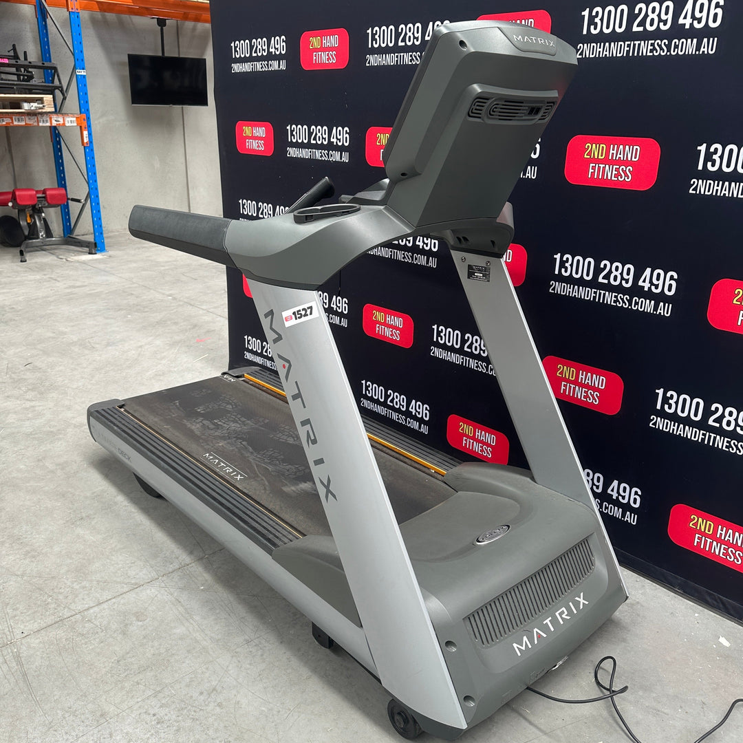 Matrix Treadmill Back