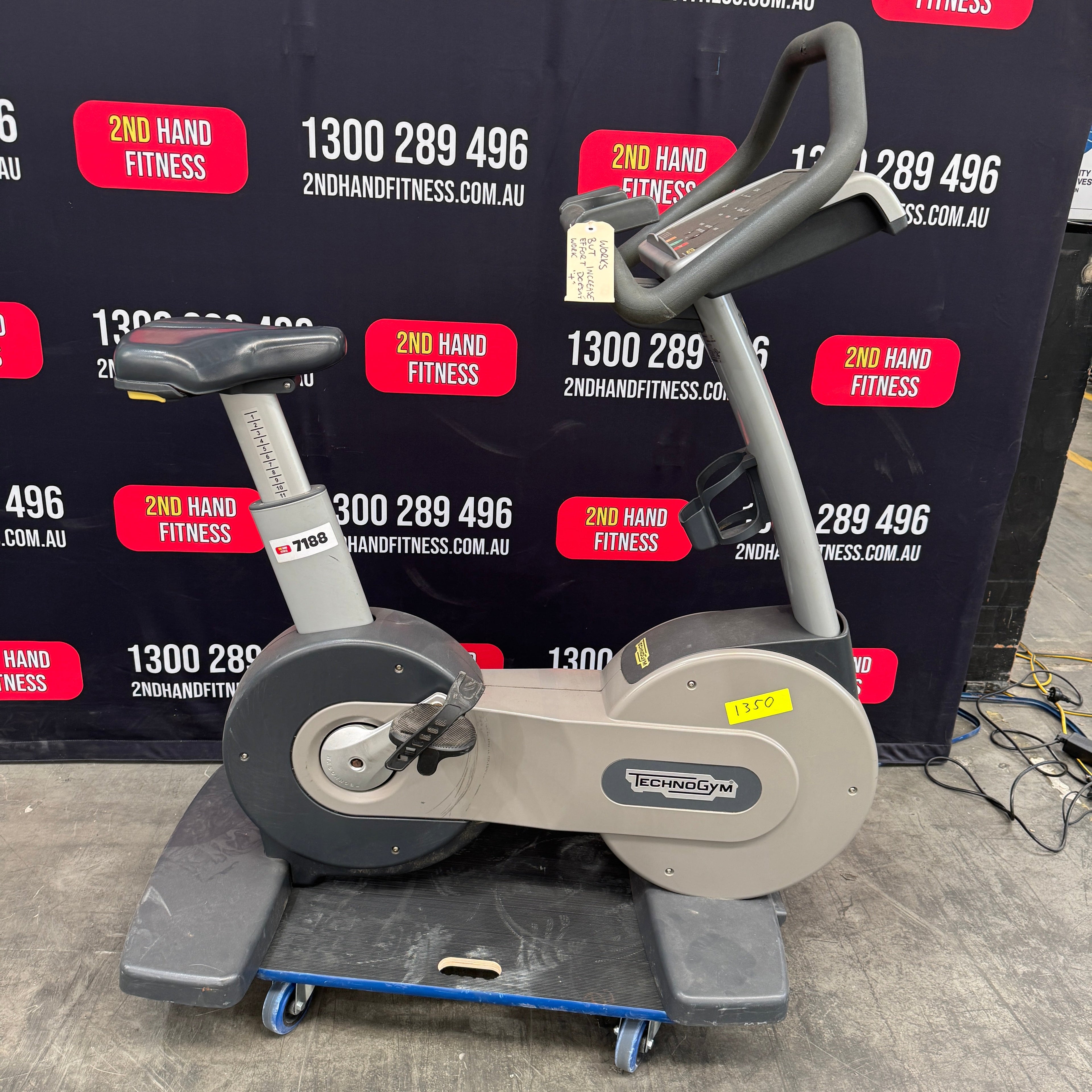 Technogym Excite 500 LED Upright Bike LED Display